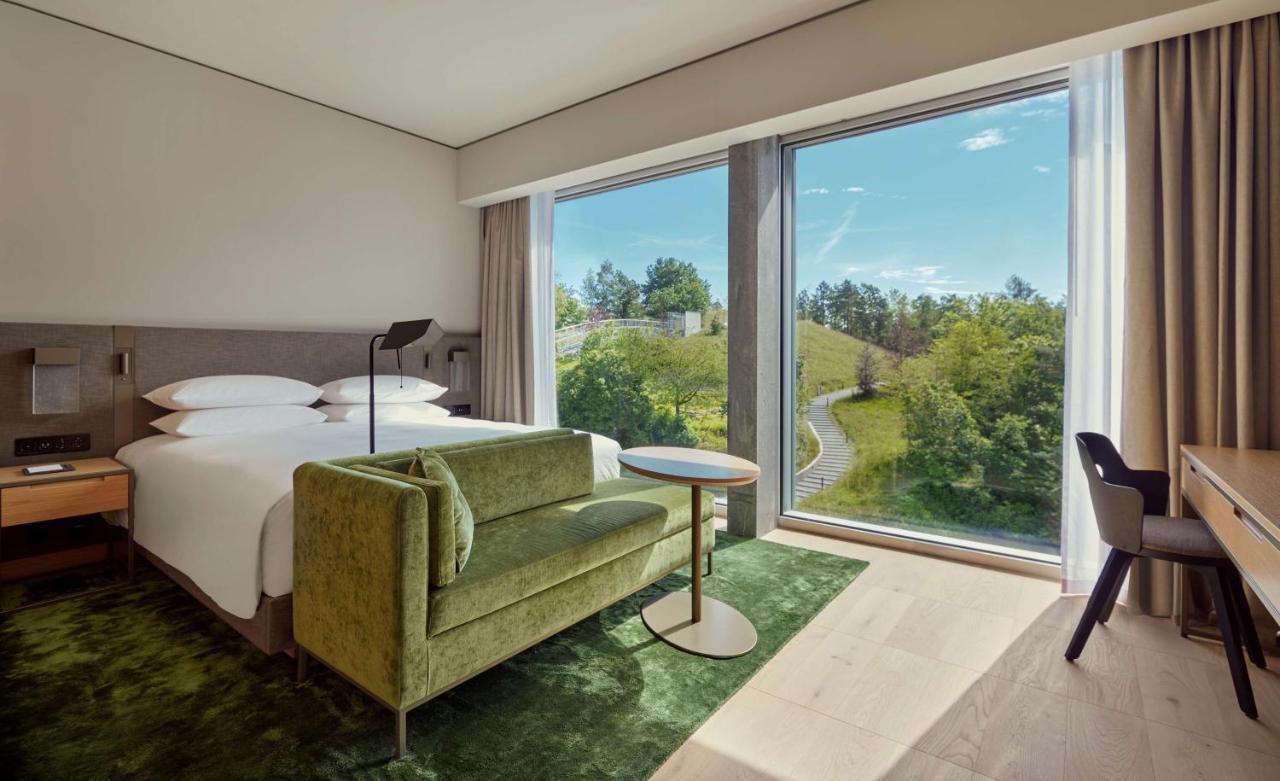 Hyatt Regency Zurich Airport Circle Hotel Kloten Exterior photo